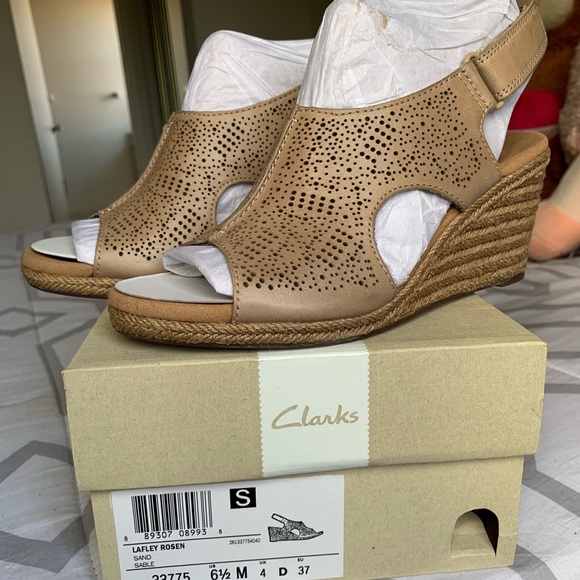 Clarks Shoes - Make an offer😍 Clarks Espadrille wedge sandals